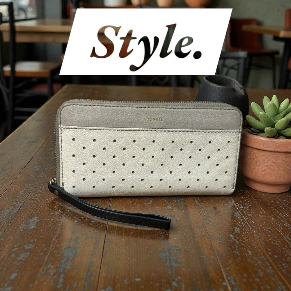 Fossil Black and White Polka Dot Wallet - Picture 1 of 11